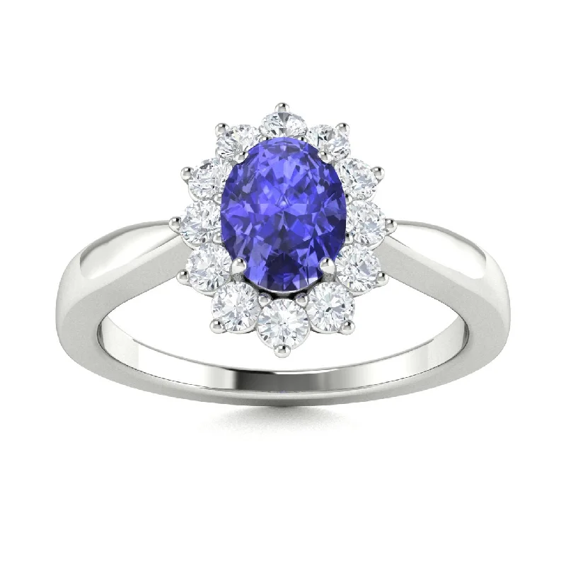 Classic diamond engagement rings with round-cut diamonds for timeless elegance -14kt Gold Tanzanite and Diamond Ring (Tanzanite 1.00cts Diamonds 0.40 cts)