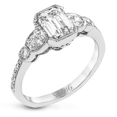 Engagement rings with platinum bands for a hypoallergenic, durable, and luxurious option -Engagement Ring in 18k Gold with Diamonds