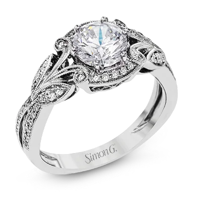 Classic solitaire engagement rings with platinum or white gold bands for elegance -Engagement Ring in 18k Gold with Diamonds