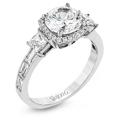 Affordable diamond engagement rings with excellent cut, clarity, and carat weight -Engagement Ring in 18k Gold with Diamonds