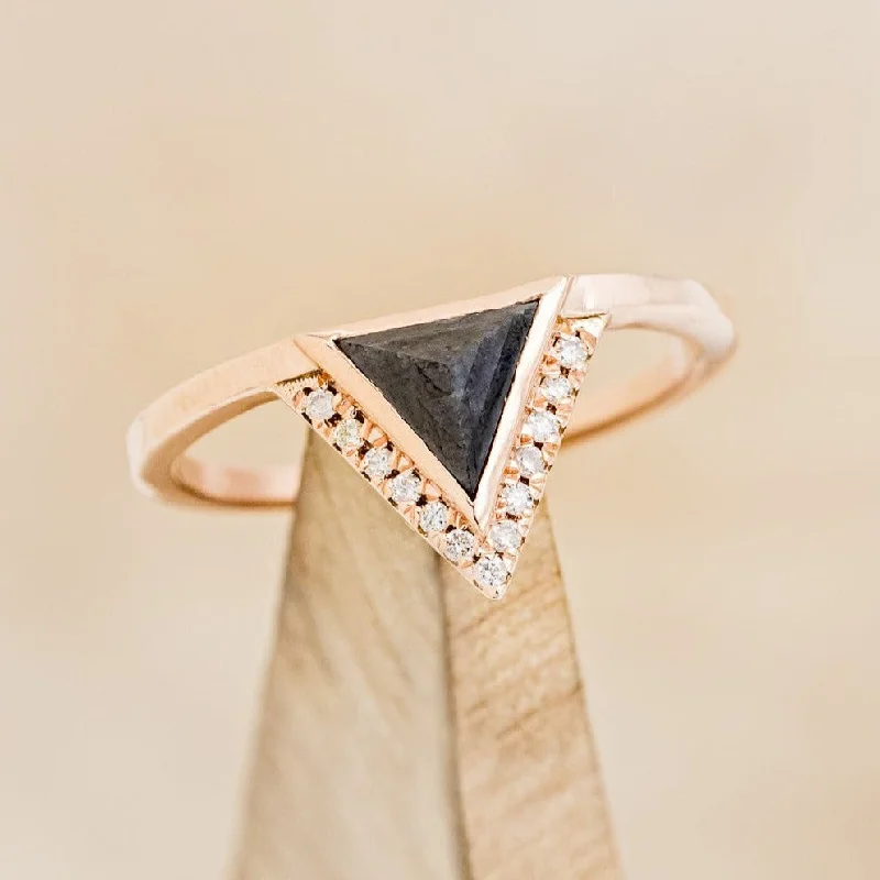 Engagement rings with twisted band designs for a contemporary and unique look -"JENNY FROM THE BLOCK" - TRIANGLE CUT SALT & PEPPER DIAMOND ENGAGEMENT RING WITH DIAMOND ACCENTS