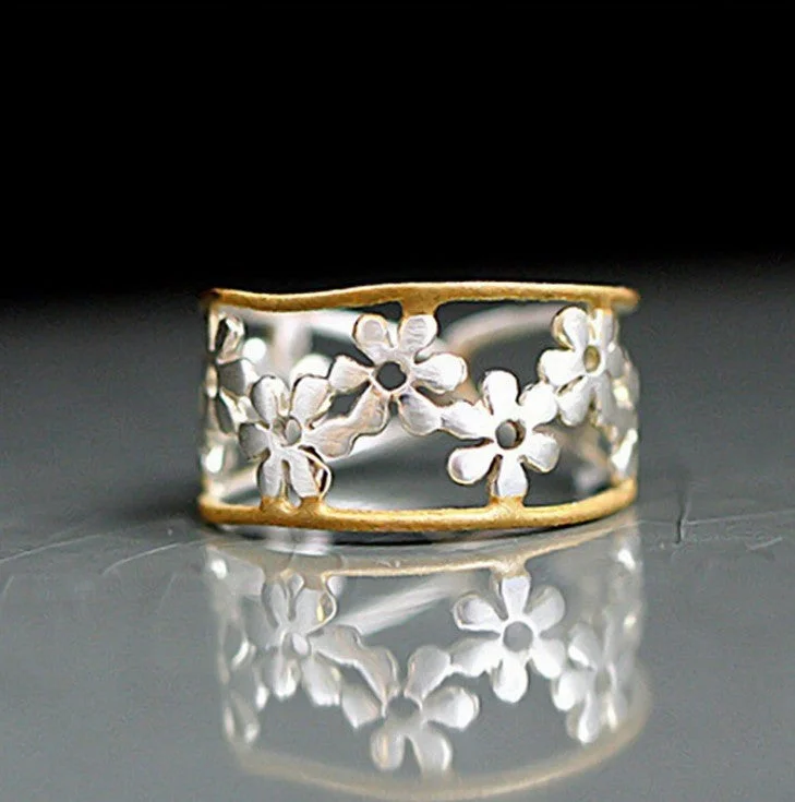 Thick rings designed for striking finger looks -Wholesale Alloy Sunflower Chrysanthemum Plated 18k Rose Gold Two-tone Ring